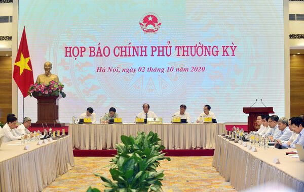 Kinh tế Việt Nam vượt qua đáy, tăng trưởng tín dụng tích cực - Sputnik Việt Nam