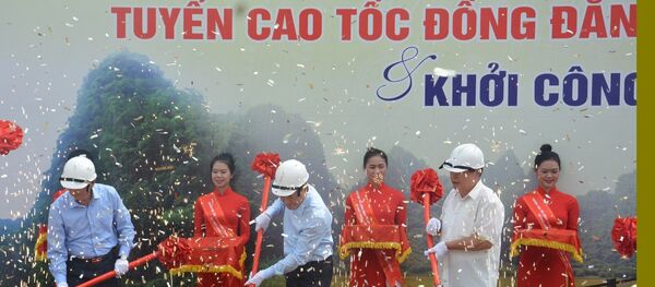 Lễ động thổ xây dựng cao tốc Đồng Đăng -Trà Lĩnh. - Sputnik Việt Nam