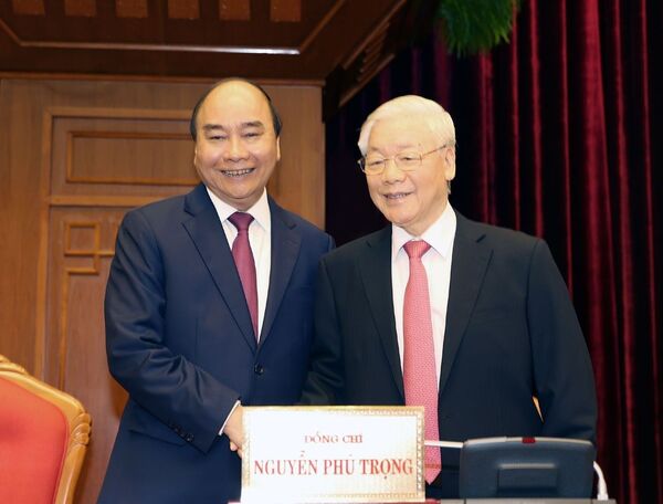 Hội nghị Trung ương 13: Việt Nam liệu có xem xét nhân sự Bộ Chính trị, Ban Bí thư? Hội nghị Trung ương 13: Việt Nam liệu có xem xét nhân sự Bộ Chính trị, Ban Bí thư? - Sputnik Việt Nam