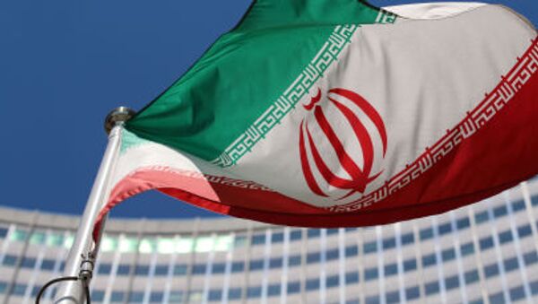 Cờ Iran vẫy trước tòa nhà LHQ ở Vienna - Sputnik Việt Nam