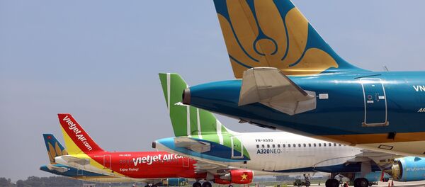 Các hãng hàng không yêu cầu hành khách khi thực hiện xuất cảnh tại Việt Nam cần có giấy chứng nhận âm tính với COVID-19 được cấp trong vòng 3 ngày trước khi thực hiện chuyến bay. - Sputnik Việt Nam