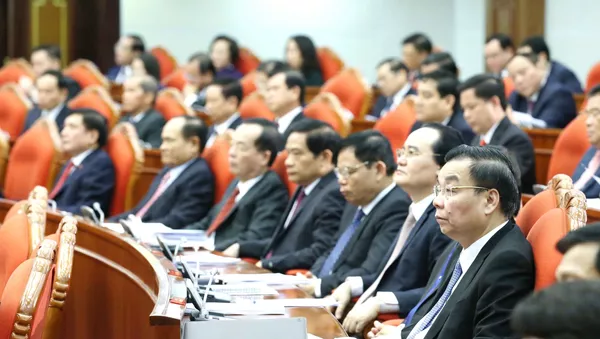Các đồng chí Uỷ viên Trung ương Đảng dự hội nghị. - Sputnik Việt Nam