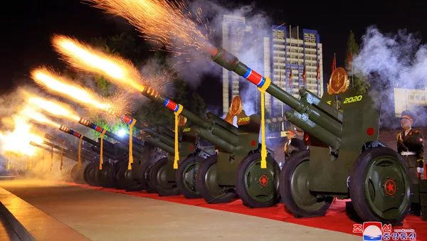 Lễ duyệt binh nhân kỷ niệm 75 năm thành lập Đảng Lao động Triều Tiên. - Sputnik Việt Nam