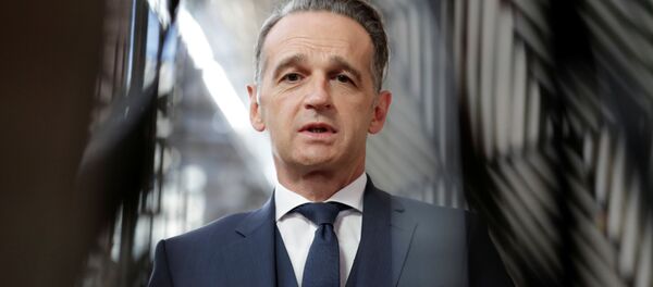 Bộ trưởng Ngoại giao Đức Heiko Maas trong cuộc gặp gỡ với báo chí ở Brussels - Sputnik Việt Nam