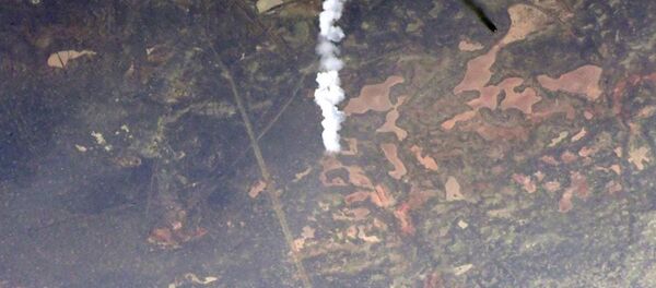 Tên lửa Soyuz-2.1a với tàu vũ trụ Soyuz MS-17 sau khi phóng từ sân bay vũ trụ Baikonur Tên lửa Soyuz-2.1a với tàu vũ trụ Soyuz MS-17 sau khi phóng từ sân bay vũ trụ Baikonur - Sputnik Việt Nam