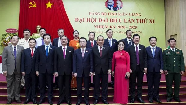 Lãnh đạo Trung ương và lãnh đạo tỉnh Kiên Giang tại Đại hội Đảng bộ tỉnh Kiên Giang lần thứ XI, nhiệm kỳ 2020 - 2025.