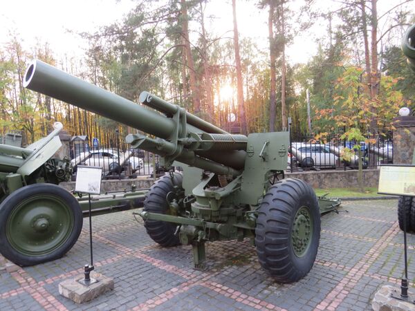 Lựu pháo 155 mm M114 - Sputnik Việt Nam