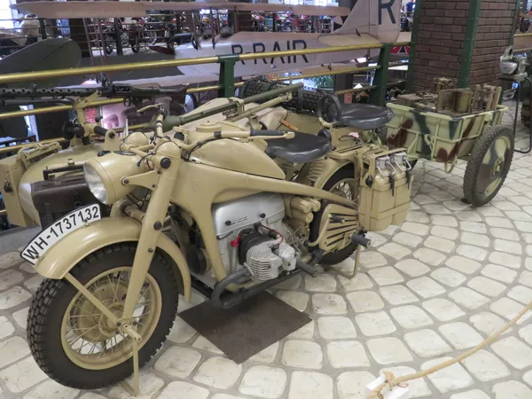 Mô tô quân sự hạng nặng Zundapp KS-750. Đức. 1940-1948. Mô tô quân sự hạng nặng Zundapp KS-750. Đức. 1940-1948. - Sputnik Việt Nam