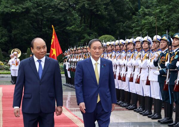 Thủ tướng Nhật Bản bắt đầu chuyến thăm chính thức Việt Nam - Sputnik Việt Nam