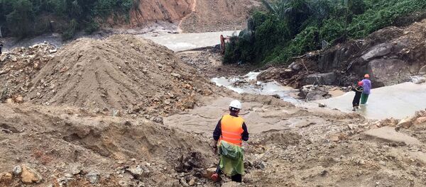 Hiện trường sạt lở núi tại Thủy điện Rào Trăng 3. - Sputnik Việt Nam