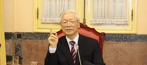 Tổng Bí thư, Chủ tịch nước Nguyễn Phú Trọng nói chuyện với các Đại sứ và Tổng Lãnh sự Việt Nam. - Sputnik Việt Nam