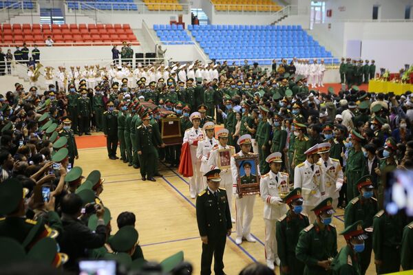 Lễ truy điệu 22 liệt sĩ hy sinh ở Quảng Trị - Sputnik Việt Nam