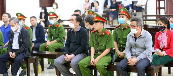 Các bị cáo tại phiên tòa. - Sputnik Việt Nam