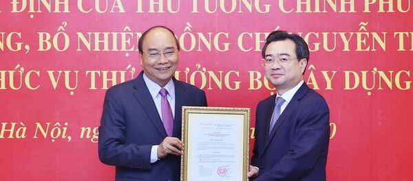 Thủ tướng Nguyễn Xuân Phúc trao Quyết định của Thủ tướng Chính phủ về việc điều động, bổ nhiệm đồng chí Nguyễn Thanh Nghị, Thủ tướng Nguyễn Xuân Phúc trao Quyết định của Thủ tướng Chính phủ về việc điều động, bổ nhiệm đồng chí Nguyễn Thanh Nghị, - Sputnik Việt Nam