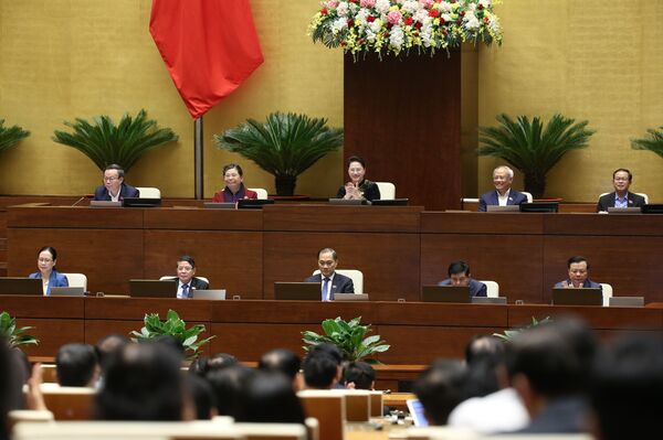 Việt Nam nên chuẩn bị cho công cuộc Đổi mới lần hai? Việt Nam nên chuẩn bị cho công cuộc Đổi mới lần hai? - Sputnik Việt Nam