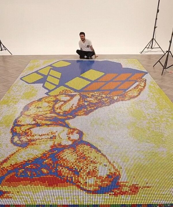 Nghệ sĩ Ý làm bức tranh hơn 6.000 mảnh ghép nhân kỷ niệm 40 năm khối Rubik Nghệ sĩ Ý làm bức tranh hơn 6.000 mảnh ghép nhân kỷ niệm 40 năm khối Rubik - Sputnik Việt Nam