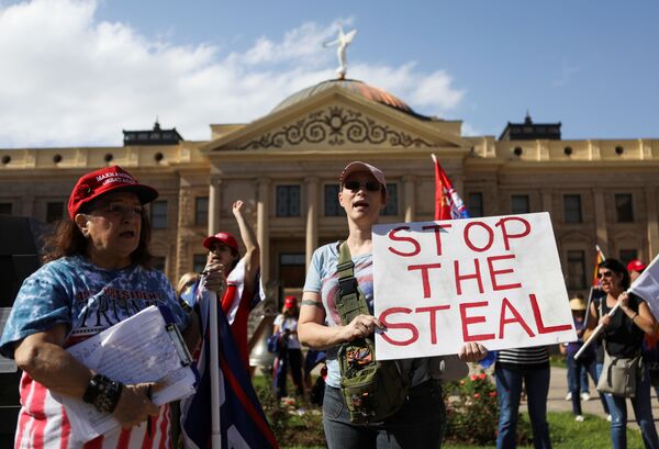 Người ủng hộ Trump tổ chức biểu tình gần thủ phủ ở một số bang - Sputnik Việt Nam