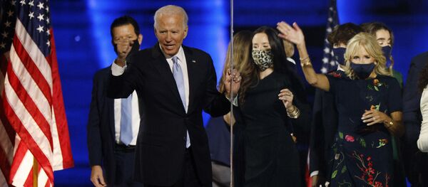 Ứng cử viên tổng thống đảng Dân chủ Joe Biden. - Sputnik Việt Nam