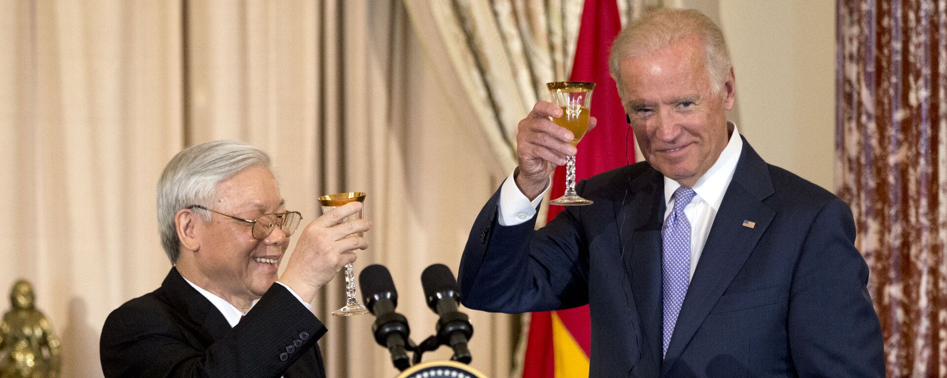 Joe Biden và Nguyễn Phú Trọng. - Sputnik Việt Nam, 1920, 31.08.2023