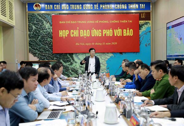 Sau bão số 12, Việt Nam lo bão số 13 Vamco tàn phá miền Trung - Sputnik Việt Nam