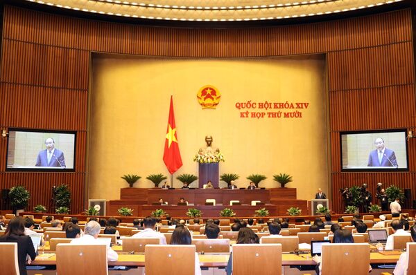 Thủ tướng Nguyễn Xuân Phúc “hứa” gì với nhân dân khi đăng đàn Quốc hội? Thủ tướng Nguyễn Xuân Phúc “hứa” gì với nhân dân khi đăng đàn Quốc hội? - Sputnik Việt Nam