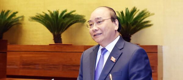 Thủ tướng Nguyễn Xuân Phúc trả lời chất vấn trước Quốc hội. - Sputnik Việt Nam