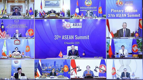 Hội nghị Cấp cao ASEAN 37: Hòa bình ở Biển Đông, ký RCEP và xét mở lại lối đi chung Hội nghị Cấp cao ASEAN 37: Hòa bình ở Biển Đông, ký RCEP và xét mở lại lối đi chung - Sputnik Việt Nam