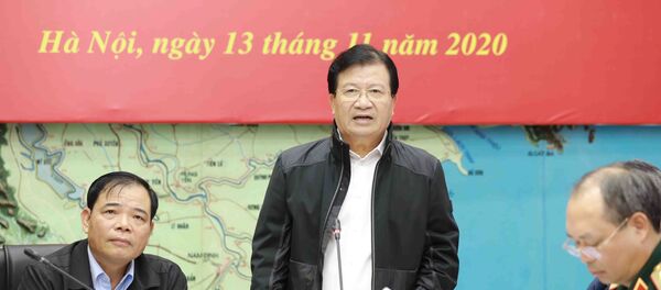 Phó Thủ tướng Chính phủ, Trưởng Ban Chỉ đạo Trung ương về Phòng, chống thiên tai Trịnh Đình Dũng phát biểu chỉ đạo. - Sputnik Việt Nam