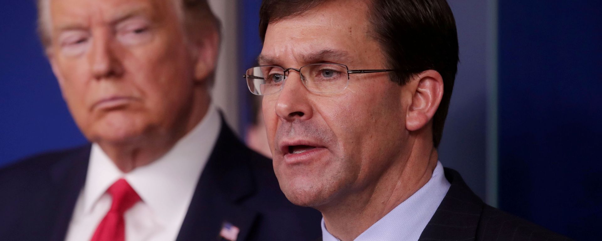 Tổng thống Mỹ Donald Trump và Bộ trưởng Quốc phòng Mark Esper tại Washington - Sputnik Việt Nam, 1920, 15.11.2020