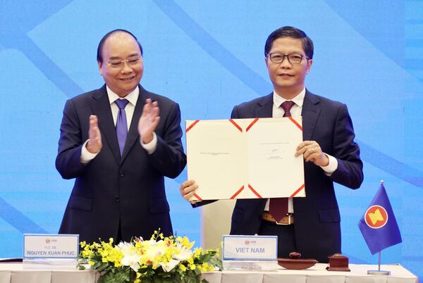 ASEAN 2020: Ký kết hiệp định thương mại tự do quy mô lớn nhất thế giới ASEAN 2020: Ký kết hiệp định thương mại tự do quy mô lớn nhất thế giới - Sputnik Việt Nam
