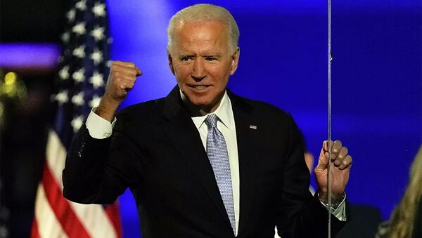 Ứng cử viên tổng thống đảng Dân chủ Joe Biden phát biểu trước cử tri sau khi truyền thông công bố Biden thắng cử tại Hoa Kỳ - Sputnik Việt Nam