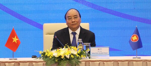 Thủ tướng Nguyễn Xuân Phúc, Chủ tịch ASEAN 2020 chủ trì buổi họp báo - Sputnik Việt Nam
