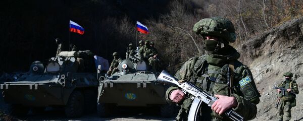 Lực lượng gìn giữ hòa bình Nga tại Karabakh. Lực lượng gìn giữ hòa bình Nga tại Karabakh. - Sputnik Việt Nam