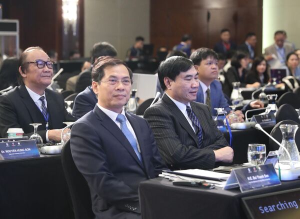 Biển Đông là phép thử trong quan hệ quốc tế, Việt Nam sẵn sàng đối thoại Biển Đông là phép thử trong quan hệ quốc tế, Việt Nam sẵn sàng đối thoại - Sputnik Việt Nam