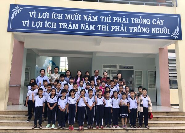 Giờ học thực nghiệm tiếng Nga tại trường tiểu học Việt Nam - Sputnik Việt Nam