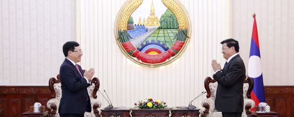 Thủ tướng Lào Thongloun Sisoulith tiếp Phó Thủ tướng, Bộ trưởng Ngoại giao Phạm Bình Minh. - Sputnik Việt Nam