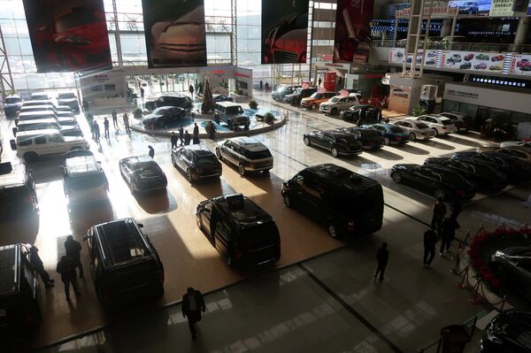 Cuộc chiến thương mại của Mỹ làm tăng tỷ trọng đóng góp của Trung Quốc trong xuất khẩu toàn cầu - Sputnik Việt Nam