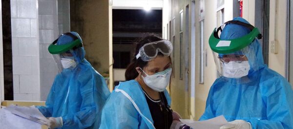 Các công dân Việt Nam từ Đài Loan (Trung Quốc) về nước đã hoàn thành thời gian cách ly tại Sóc Trăng. Các công dân Việt Nam từ Đài Loan (Trung Quốc) về nước đã hoàn thành thời gian cách ly tại Sóc Trăng. - Sputnik Việt Nam