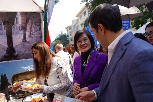 Liên hoan Ẩm thực Quốc tế lần thứ 8 diễn ra tại Hà Nội - Sputnik Việt Nam