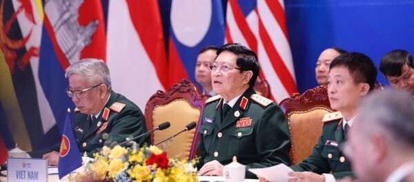 Đại tướng Ngô Xuân Lịch, Ủy viên Bộ Chính trị, Phó bí thư Quân ủy Trung ương, Bộ trưởng Quốc phòng Việt Nam khai mạc hội nghị. Đại tướng Ngô Xuân Lịch, Ủy viên Bộ Chính trị, Phó bí thư Quân ủy Trung ương, Bộ trưởng Quốc phòng Việt Nam khai mạc hội nghị. - Sputnik Việt Nam