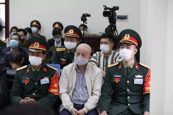 ‘Công lao, huân chương rất nhiều’, cựu Đô đốc Nguyễn Văn Hiến được đề nghị giảm nhẹ tội ‘Công lao, huân chương rất nhiều’, cựu Đô đốc Nguyễn Văn Hiến được đề nghị giảm nhẹ tội - Sputnik Việt Nam