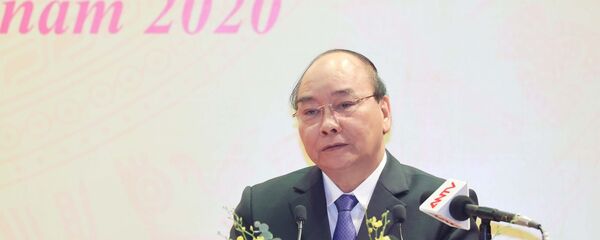 Thủ tướng Nguyễn Xuân Phúc, Chủ tịch Hội đồng Thi đua – Khen thưởng Trung ương phát biểu. - Sputnik Việt Nam