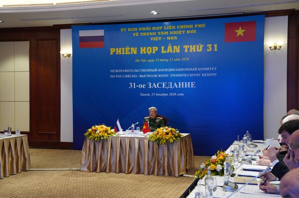 Trung tâm Nhiệt đới Nga-Việt: nghiên cứu quần đảo Trường Sa và hỗ trợ người dân vùng bị ảnh hưởng bão lụt - Sputnik Việt Nam