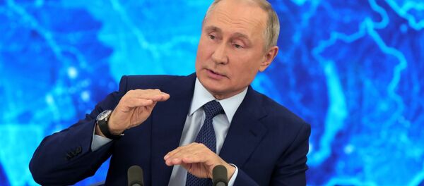 Tổng thống Putin tiến hành cuộc họp báo lớn Tổng thống Putin tiến hành cuộc họp báo lớn - Sputnik Việt Nam