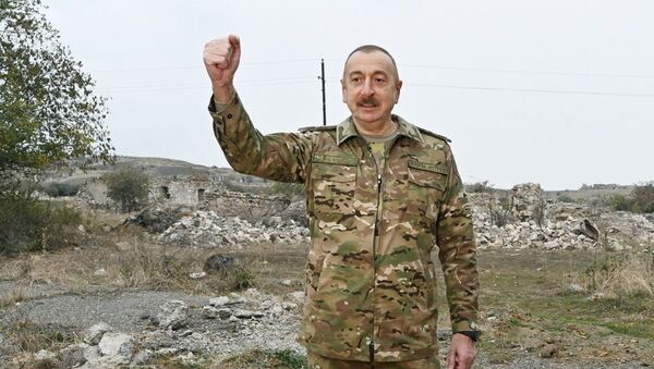 Tổng thống Azerbaijan Ilham Aliyev trong chuyến thăm tới các vùng Fizuli và Jebrail ở Karabakh - Sputnik Việt Nam