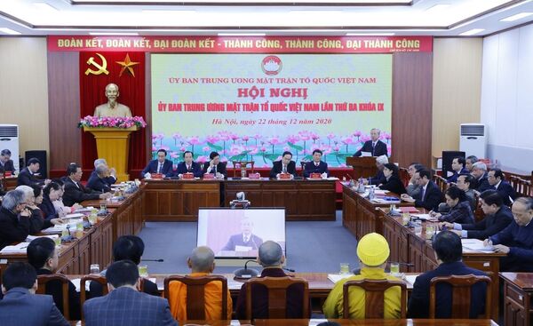Bàn về “trường hợp đặc biệt” nhân sự Bộ Chính trị, Ban Bí thư của Việt Nam Bàn về “trường hợp đặc biệt” nhân sự Bộ Chính trị, Ban Bí thư của Việt Nam - Sputnik Việt Nam