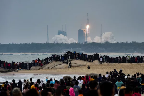 Phóng tên lửa Long March-8 từ sân bay vũ trụ Văn Xương ở tỉnh Hải Nam, Trung Quốc Phóng tên lửa Long March-8 từ sân bay vũ trụ Văn Xương ở tỉnh Hải Nam, Trung Quốc - Sputnik Việt Nam