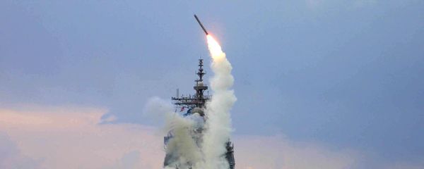 Phóng tên lửa Tomahawk từ tàu USS Cape St. George Phóng tên lửa Tomahawk từ tàu USS Cape St. George - Sputnik Việt Nam