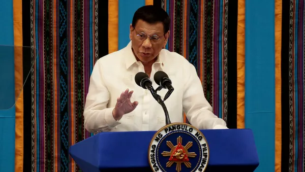 Tổng thống Philippines Rodrigo Duterte phát biểu trước quốc dân ở thành phố Quezon, Philippines. - Sputnik Việt Nam