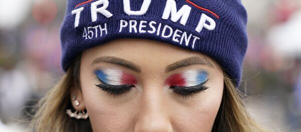 Người ủng hộ Trump ở cuộc biểu tình ủng hộ ông - Sputnik Việt Nam